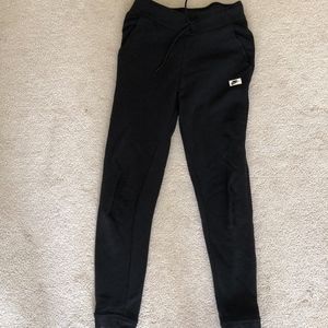 Black Women's Nike Joggers XS